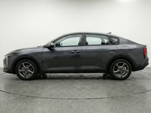 Used 2025 Kia K4 FWD image 5