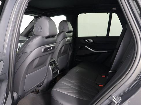 New 2026 BMW X5 xDrive40i w/ M Sport Package AWD/4WD image 6