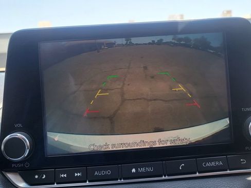 Used 2020 Nissan Sentra SV w/ Electronics Package FWD image 34