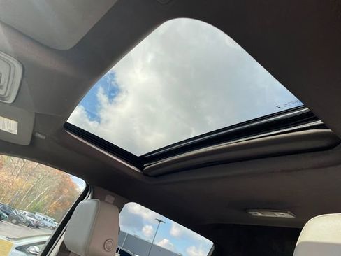 Used 2024 Chevrolet Silverado 2500 LTZ w/ LTZ Premium Package image 40