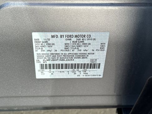 Used 2022 Lincoln Nautilus Reserve w/ Equipment Group 202A image 26