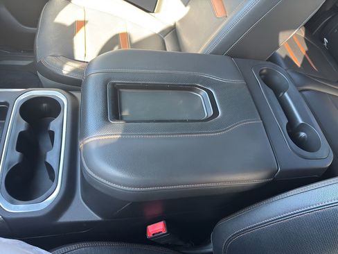 Used 2019 GMC Sierra 1500 AT4 w/ AT4 Premium Package image 21