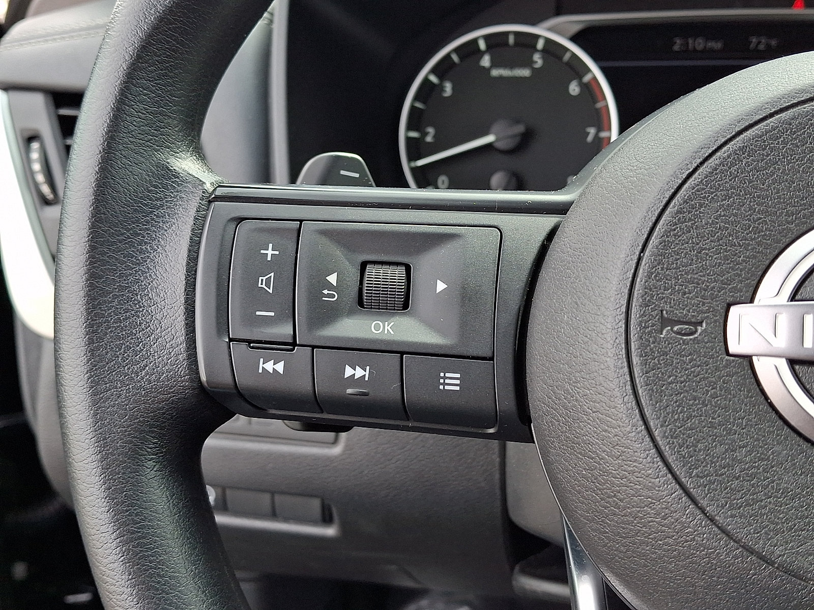 Certified 2023 Nissan Rogue S AWD/4WD image 19