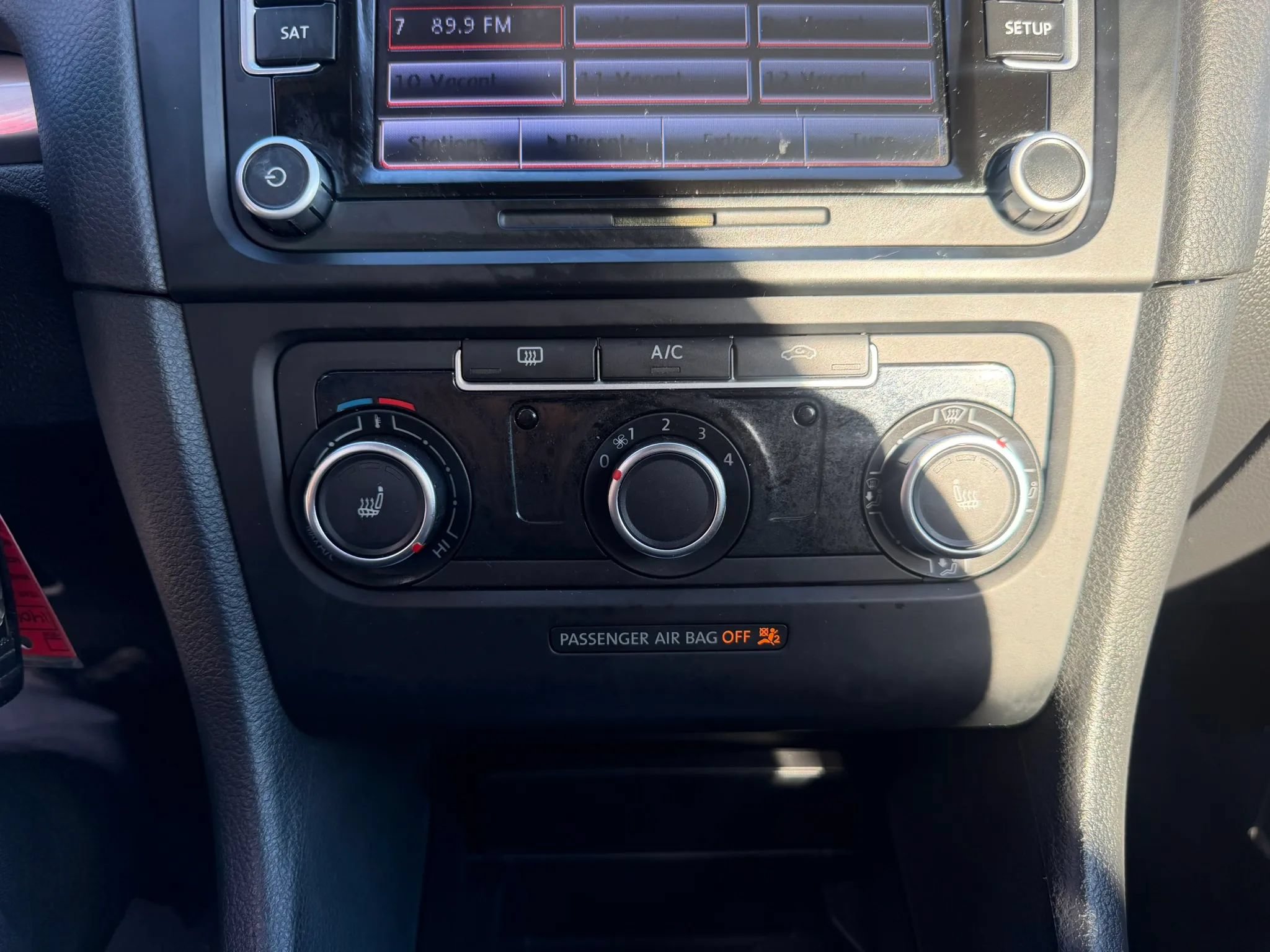 Used 2013 Volkswagen Golf 4-Door FWD image 21