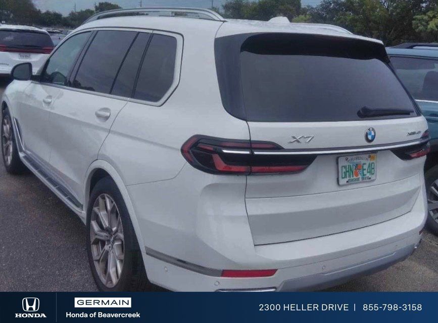 Used 2025 BMW X7 xDrive40i AWD/4WD image 1