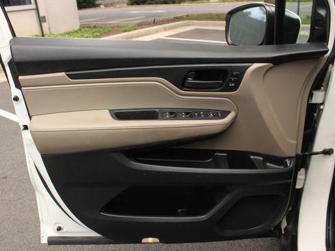 Used 2019 Honda Odyssey EX-L image 14