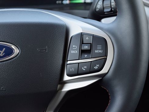 New 2026 Ford Explorer Active w/ Active Comfort Package image 10