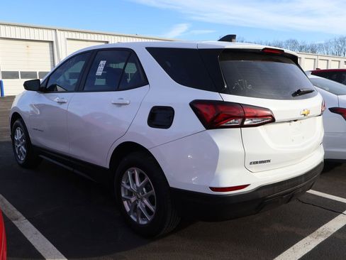 Certified 2024 Chevrolet Equinox LS w/ Driver Confidence II Package image 10