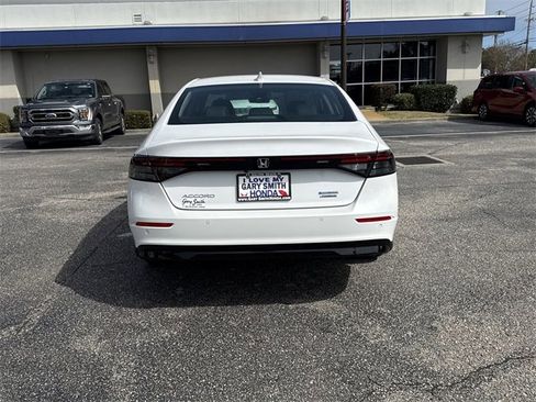 Certified 2025 Honda Accord Touring image 6