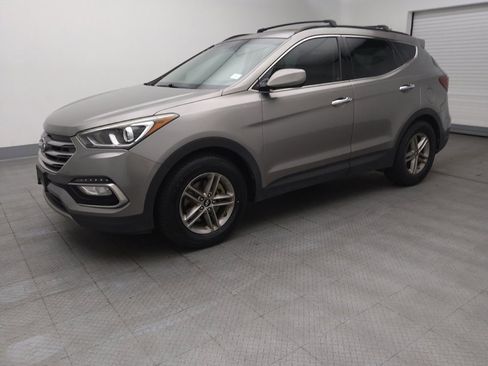 Used 2017 Hyundai Santa Fe Sport image 2