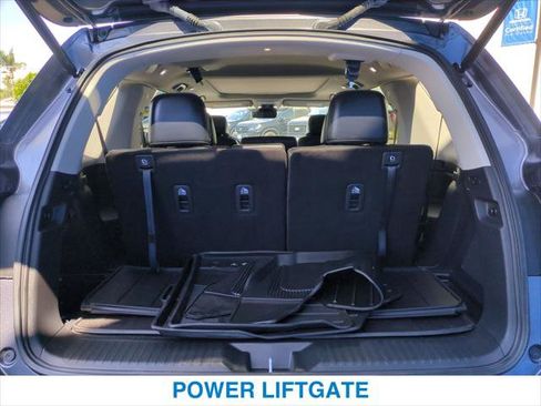 Certified 2024 Honda Pilot Touring image 23