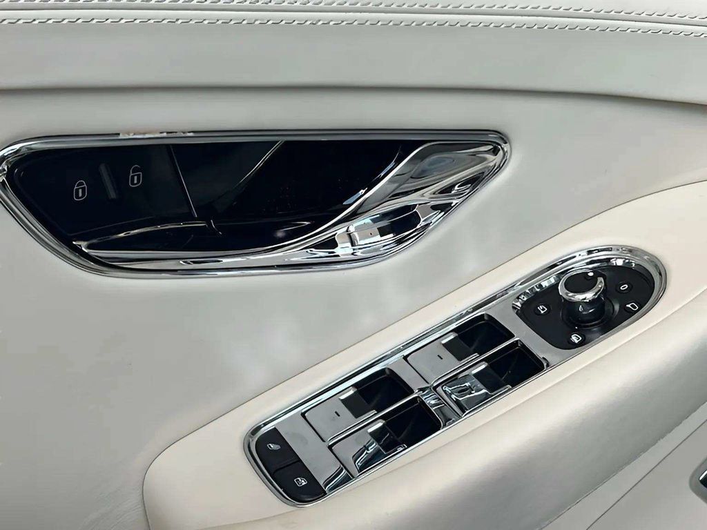 Used 2022 Bentley Continental GT AWD/4WD image 10