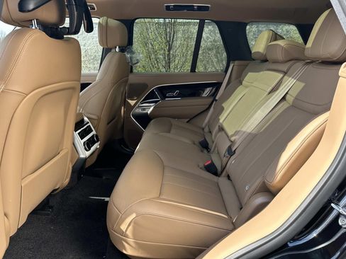 New 2026 Land Rover Range Rover SE AWD/4WD image 19