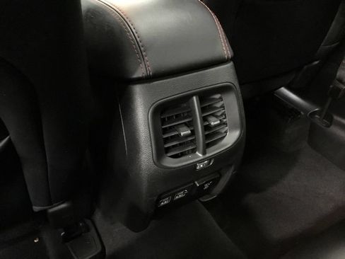 Used 2021 Jeep Cherokee Trailhawk w/ Sun & Sound Group AWD/4WD image 33