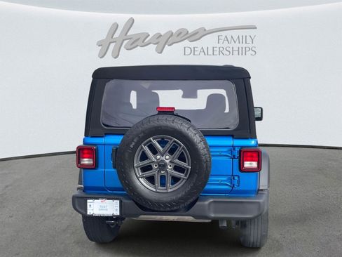 Used 2024 Jeep Wrangler Sport S image 33