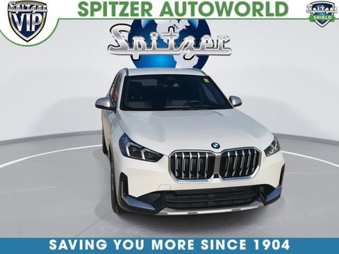 Used 2024 BMW X1 xDrive28i w/ Technology Package image 3