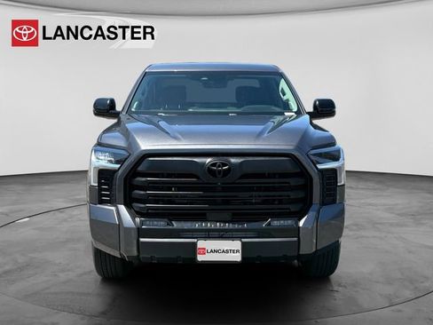 Used 2024 Toyota Tundra Limited AWD/4WD image 2