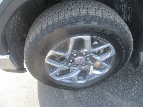 Used 2026 GMC Sierra 1500 SLT w/ SLT Premium Plus Package image 15