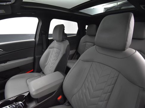 Used 2023 Kia Sportage X-Line w/ X-Line Premium Package image 15