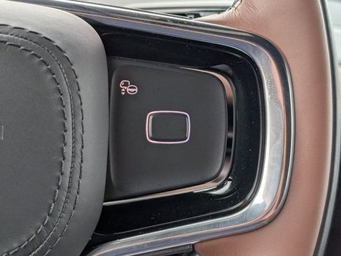 New 2026 Lincoln Navigator Reserve AWD/4WD image 26