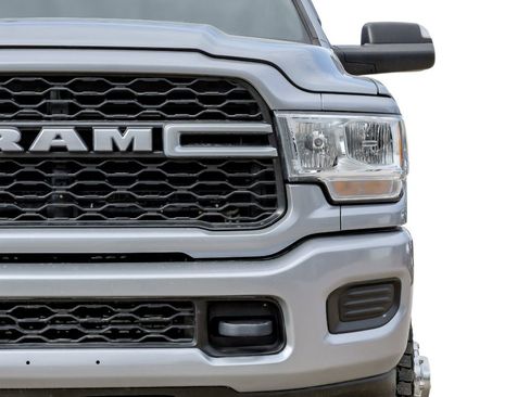 Used 2022 RAM 3500 Tradesman image 49