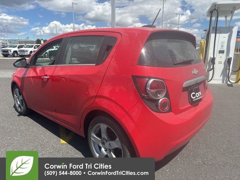 Used 2015 Chevrolet Sonic LTZ FWD image 10