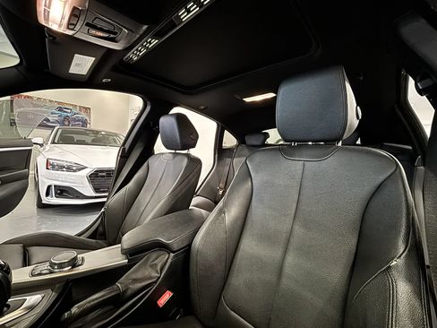 Used 2019 BMW 440i Gran Coupe w/ Executive Package RWD image 11