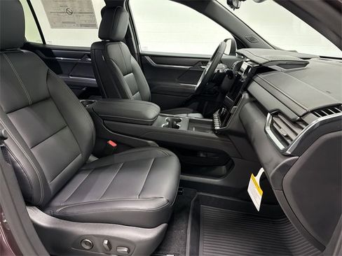 New 2026 GMC Acadia Elevation w/ Elevation Premium Package image 21