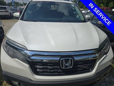 Used 2019 Honda Ridgeline Sport image 2