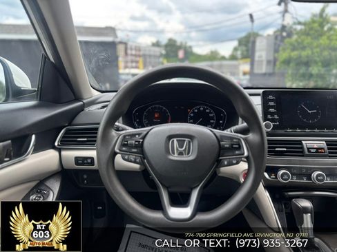 Used 2018 Honda Accord LX image 13