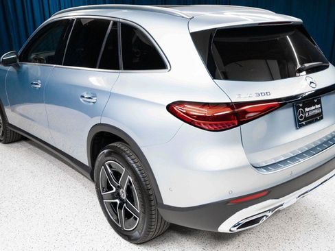 New 2026 Mercedes-Benz GLC 300 image 7