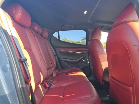 Used 2024 MAZDA MAZDA3 s image 12