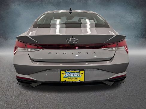 Certified 2023 Hyundai Elantra SEL w/ Convenience Package FWD image 6