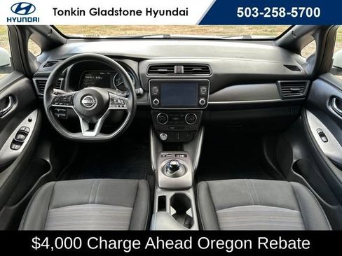 Used 2025 Nissan Leaf S FWD image 23