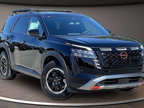 New 2026 Nissan Pathfinder Rock Creek w/ Rock Creek Premium Package AWD/4WD image 2