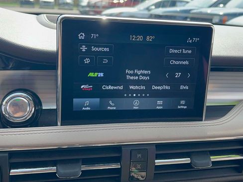 Used 2022 Lincoln Corsair AWD w/ Premium Package image 21