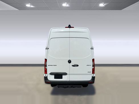 New 2025 Mercedes-Benz Sprinter 2500 image 10