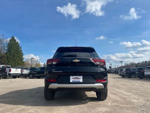 Used 2025 Chevrolet TrailBlazer LT FWD image 9