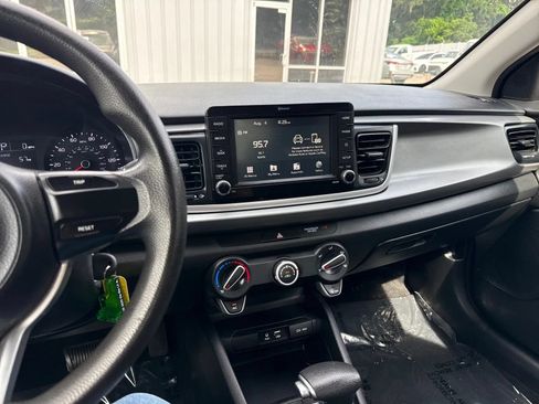 Used 2020 Kia Rio LX FWD image 19