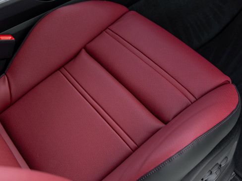 New 2026 Porsche Cayenne S image 42