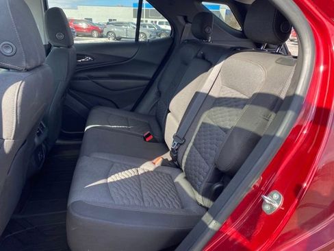 Certified 2020 Chevrolet Equinox LT w/ Driver Convenience Package image 17