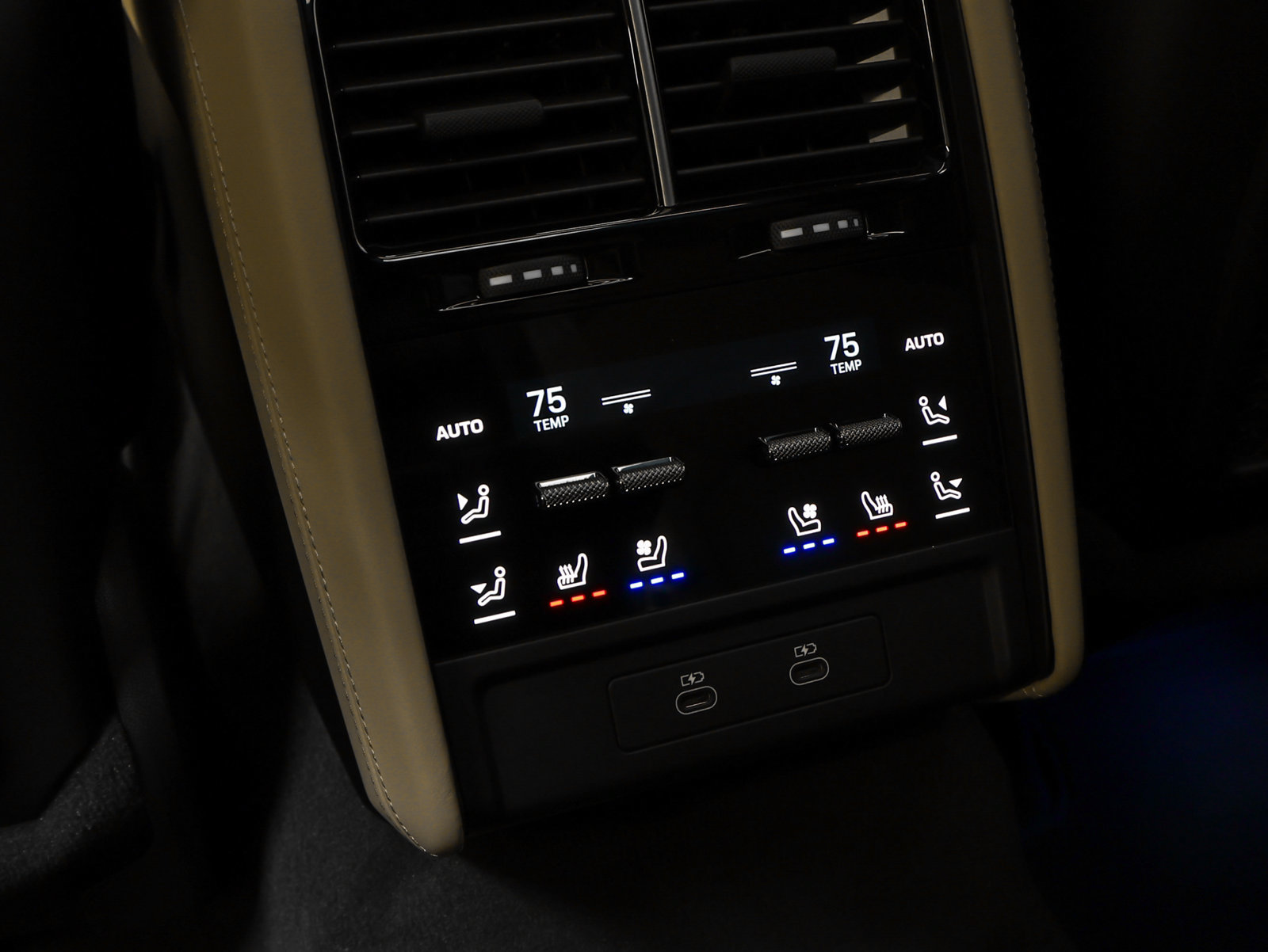 Certified 2026 Porsche Cayenne Turbo AWD/4WD image 56