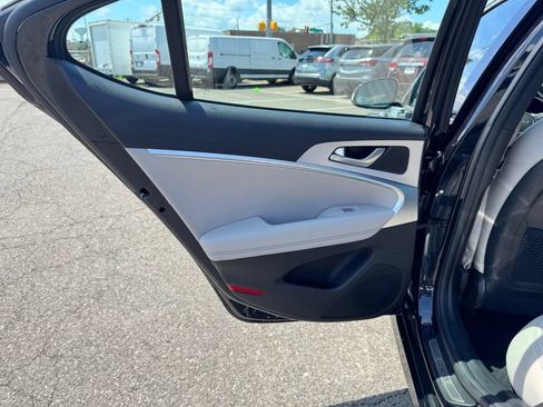 Used 2023 Genesis G70 2.0T w/ Sport Prestige Package AWD/4WD image 10