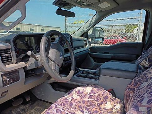Certified 2024 Ford F350 XLT w/ 360-Degree Camera Package AWD/4WD image 28