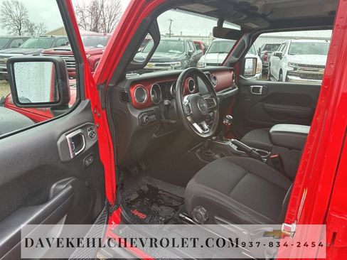 Used 2019 Jeep Wrangler Unlimited Rubicon w/ Dual Top Group image 13