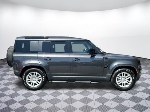 Used 2025 Land Rover Defender 110 S AWD/4WD image 7
