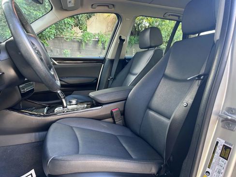 Used 2017 BMW X3 xDrive28i image 10