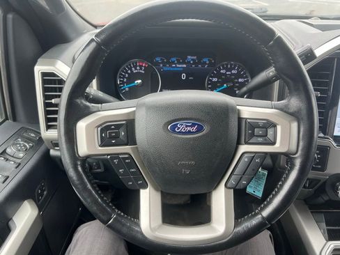 Certified 2022 Ford F250 Lariat w/ Lariat Value Package image 26