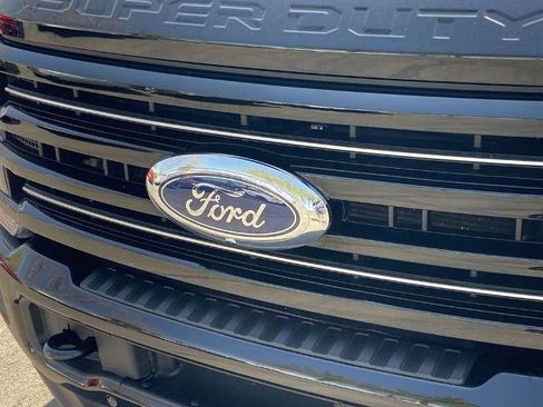 Used 2025 Ford F350 Platinum AWD/4WD image 26