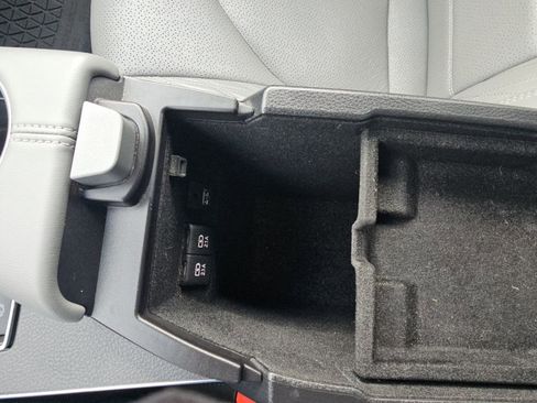 Used 2019 Toyota Avalon Limited w/ Advanced Safety Package image 20